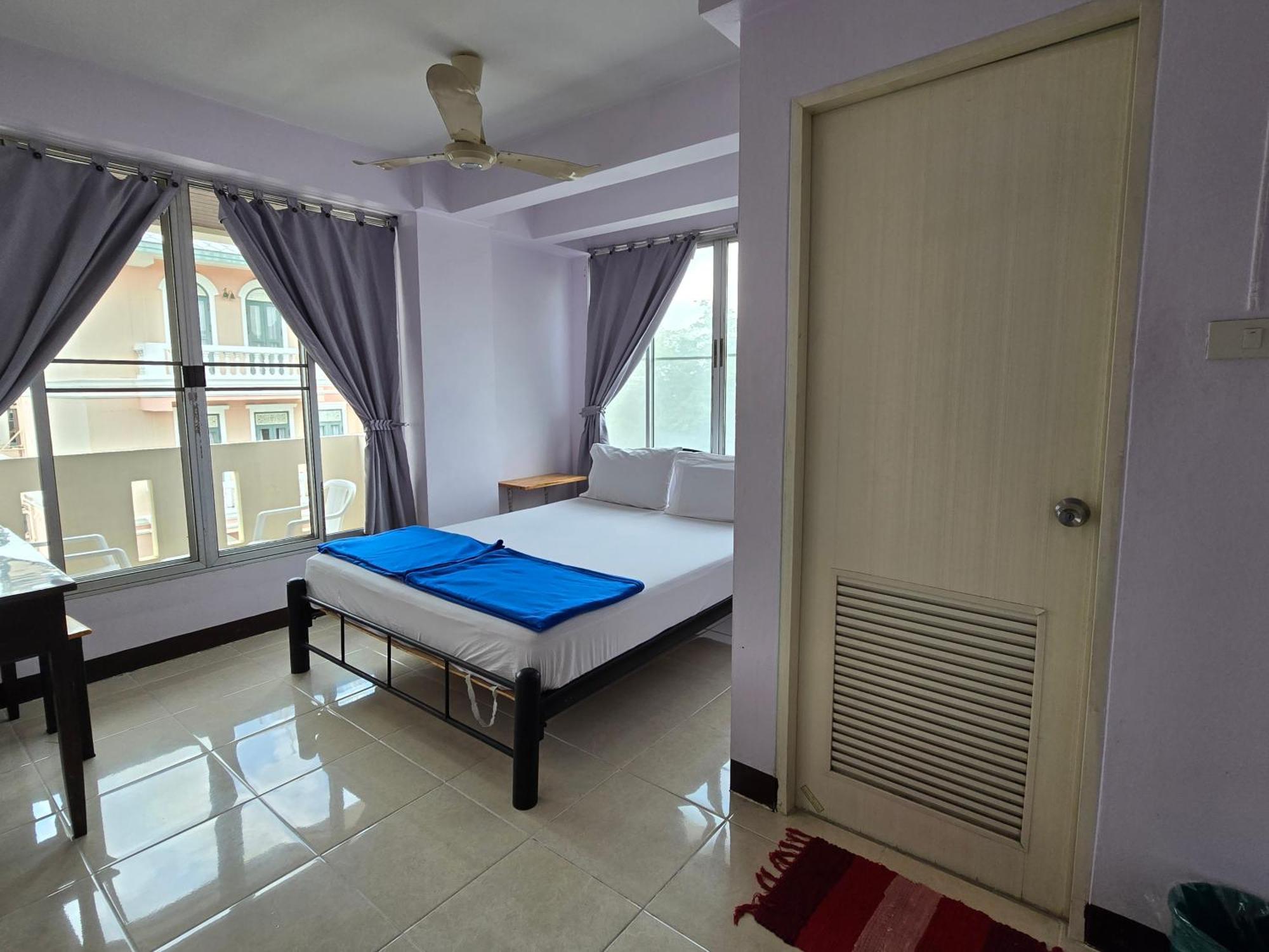 Bella Bella Riverview Bangkok Extérieur photo
